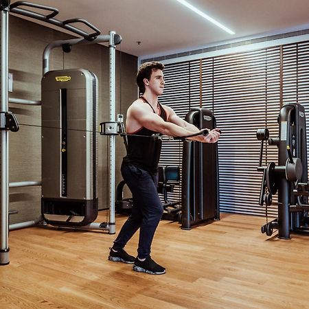 Sls Buenos Aires Puerto Madero酒店 外观 照片 Bodyweight tricep extension