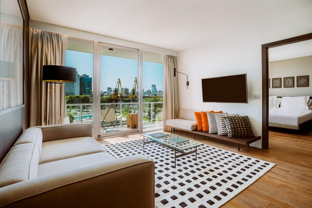 Sls Buenos Aires Puerto Madero酒店 外观 照片 A suite at the hotel