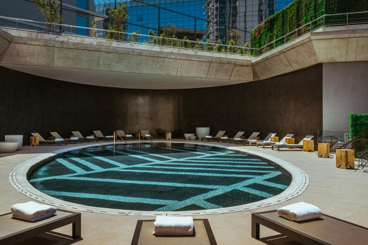 Sls Buenos Aires Puerto Madero酒店 外观 照片 The pool at the hotel