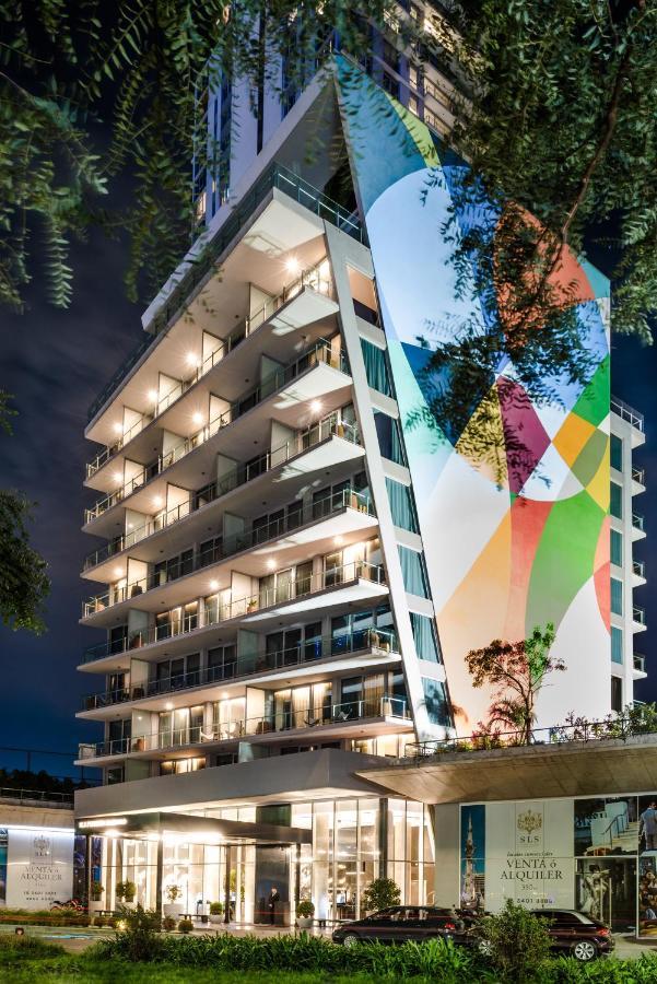 Sls Buenos Aires Puerto Madero酒店 外观 照片 The building at night
